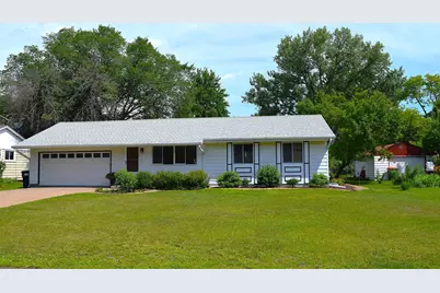 673 109th Lane NE, Blaine, MN 55434 - Photo 2