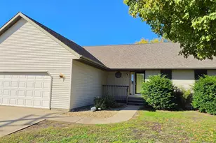 735 10th Ave S, Waite Park, MN 56387 - Photo 1