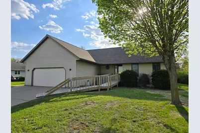 735 10th Avenue S, Waite Park, MN 56387 - Photo 1