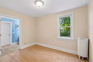 1589 Hollywood Ct, Falcon Heights, MN 55108 - Photo 24