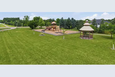 424 44th Avenue S, Moorhead, MN 56560 - Photo 34