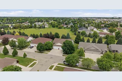 424 44th Avenue S, Moorhead, MN 56560 - Photo 30