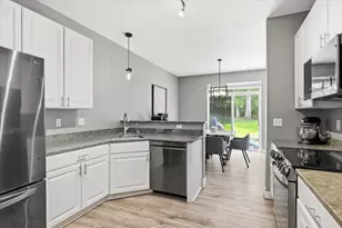 16320 Jatos Cir, Lakeville, MN 55044 - Photo 6
