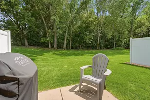 16320 Jatos Cir, Lakeville, MN 55044 - Photo 4