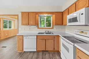 631 Stewart Ct, Mora, MN 55051 - Photo 8