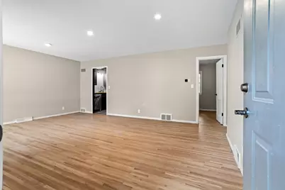 62 18th Avenue N, Fargo, ND 58102 - Photo 8