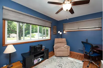 318 W Livermore Street, Saint Peter, MN 56082 - Photo 8