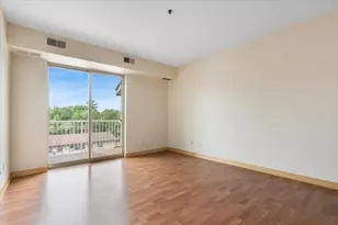2900 University Ave SE, Minneapolis, MN 55414 - Photo 4