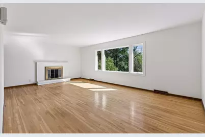 16329 Temple Terrace, Minnetonka, MN 55345 - Photo 4