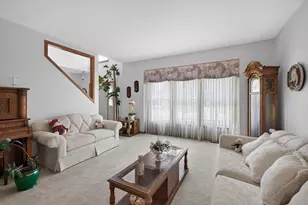 2230 Woodbridge Way, Woodbury, MN 55125 - Photo 6