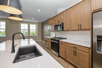 848 Woodlawn Avenue, Saint Paul, MN 55116 - Photo 8