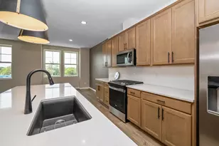 848 Woodlawn Ave, Saint Paul, MN 55116 - Photo 8