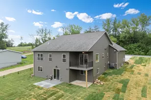 426 8th St SW, Pine Island, MN 55963 - Photo 30