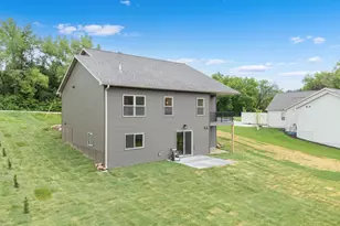 426 8th St SW, Pine Island, MN 55963 - Photo 36