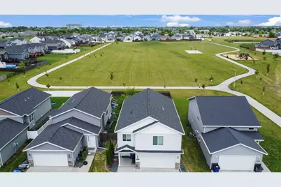 3034 38th Avenue S, Moorhead, MN 56560 - Photo 40
