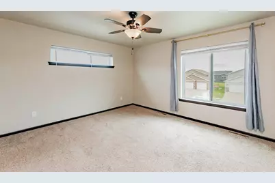 3034 38th Avenue S, Moorhead, MN 56560 - Photo 18