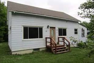 25 W 7th St, Rush City, MN 55069 - Photo 1