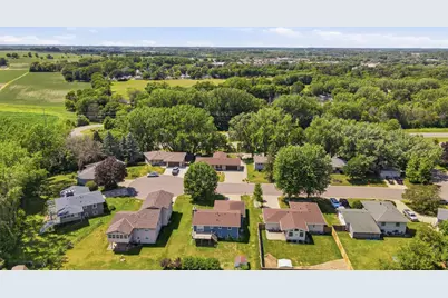 717 Colonial Circle, Faribault, MN 55021 - Photo 56
