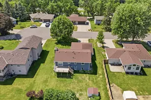 717 Colonial Cir, Faribault, MN 55021 - Photo 54