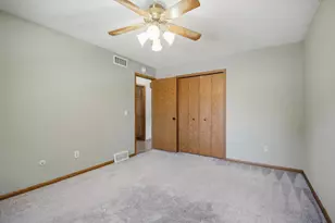 717 Colonial Cir, Faribault, MN 55021 - Photo 18