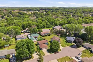 717 Colonial Cir, Faribault, MN 55021 - Photo 58