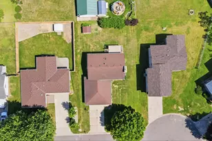 717 Colonial Cir, Faribault, MN 55021 - Photo 58