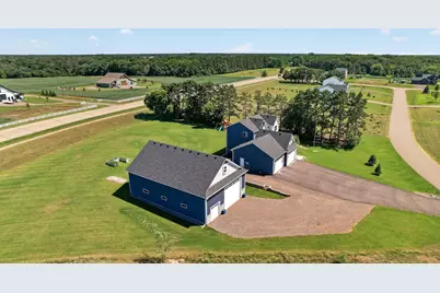 20011 Grouse Street NW, Oak Grove, MN 55011 - Photo 2