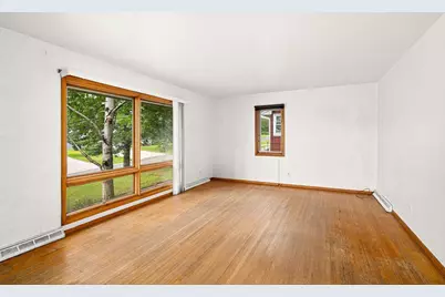 126 E Niagara Street, Duluth, MN 55811 - Photo 4