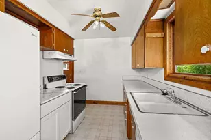 126 E Niagara St, Duluth, MN 55811 - Photo 8