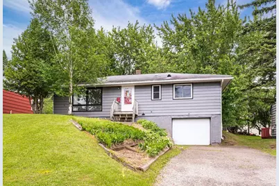 126 E Niagara Street, Duluth, MN 55811 - Photo 1