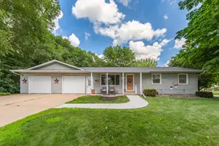 455 Maple Lawn Ave, Faribault, MN 55021 - Photo 1