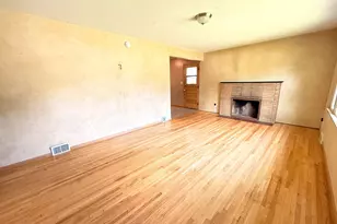 2022 Hyacinth Ave E, Saint Paul, MN 55119 - Photo 12