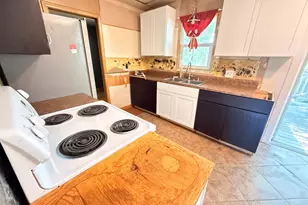 2022 Hyacinth Ave E, Saint Paul, MN 55119 - Photo 26
