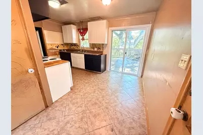 2022 Hyacinth Avenue E, Saint Paul, MN 55119 - Photo 24
