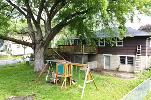 2022 Hyacinth Ave E, Saint Paul, MN 55119 - Photo 6