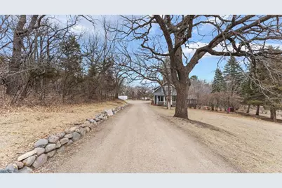 219 Main Street N, New London, MN 56273 - Photo 8