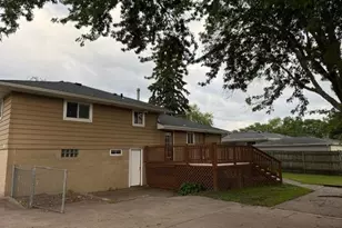 6407 Orchard Ave N, Brooklyn Park, MN 55429 - Photo 4