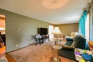 1402 Southview Ln, Albert Lea, MN 56007 - Photo 8