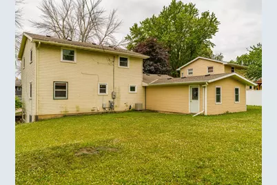 1402 Southview Lane, Albert Lea, MN 56007 - Photo 6