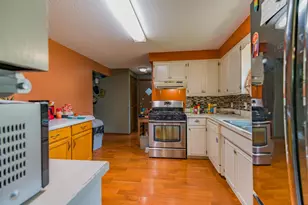 1402 Southview Ln, Albert Lea, MN 56007 - Photo 14
