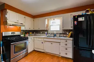 1402 Southview Ln, Albert Lea, MN 56007 - Photo 16