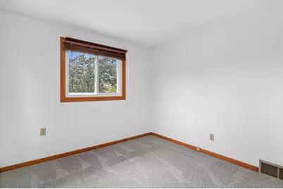 1639 Chamber Street, Saint Paul, MN 55106 - Photo 12