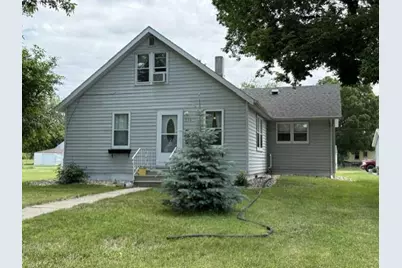 316 Oak Street, Breckenridge, MN 56520 - Photo 1