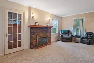 1880 Furness St, Maplewood, MN 55109 - Photo 6