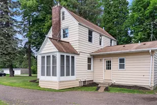 1880 Furness St, Maplewood, MN 55109 - Photo 2