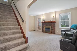 1880 Furness St, Maplewood, MN 55109 - Photo 4