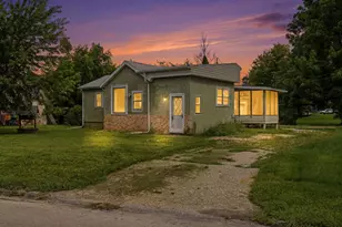 1304 County 25, La Crescent, MN 55947 - Photo 2