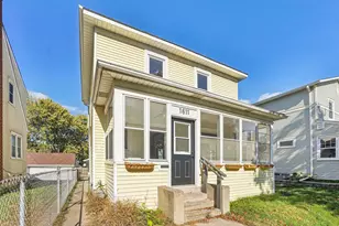 1611 Edmund Ave, Saint Paul, MN 55104 - Photo 2