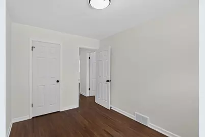 2355 Nokomis Avenue, Saint Paul, MN 55119 - Photo 8