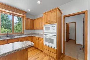 6172 104th Cir N, Brooklyn Park, MN 55443 - Photo 8